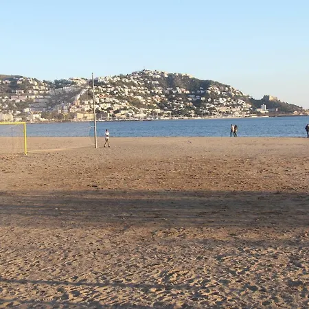 Apartment Milleni 3222 Roses